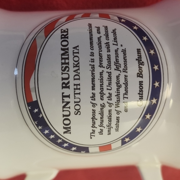 Mount Rushmore South Dakota, 18oz. Mug - Picture 7 of 12